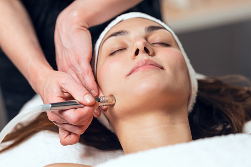 Esthetician (Fort Frances)